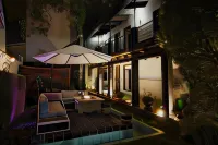Yox Hotel Boutique Hotels in 