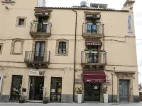 B&B Regina Carolina Hotels in Caltagirone