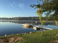 Family And Pet-Friendly On Waubeesee Lake ~ Includes Kayaks! -  Habitaciones en casas particulares