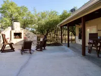 Beautiful 5/5.5 Home on 5 Acres w/Private Pool. River Access 2 m. Away Hotels in Real County