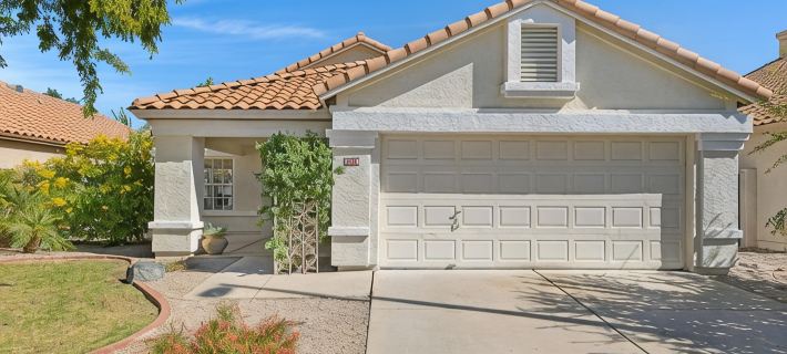 Fun Gilbert home with swim spa and ping pong in Val Vista Lakes! Hotels in Gilbert
