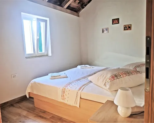 Mareta apartment with free wifi in a stone house Hotels in Seline