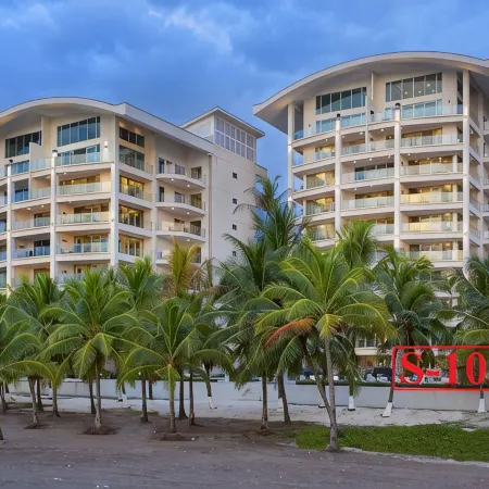 Luxury on the beach - Diamanté del Sol Updated 3 Bedroom Luxe Condo