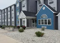 BlissPoint Inn & Suites