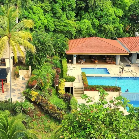 Villa Mariposa N°10 - Luxury Beachfront Escape, Private, Steps to Beach & Pool