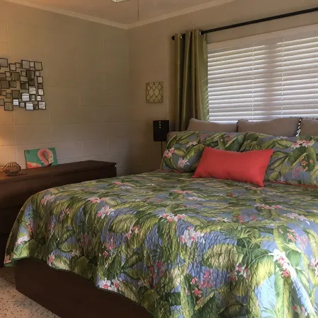 Flamingo House - Experience Old Florida!