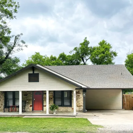 Historic River House Glen Rose Texas