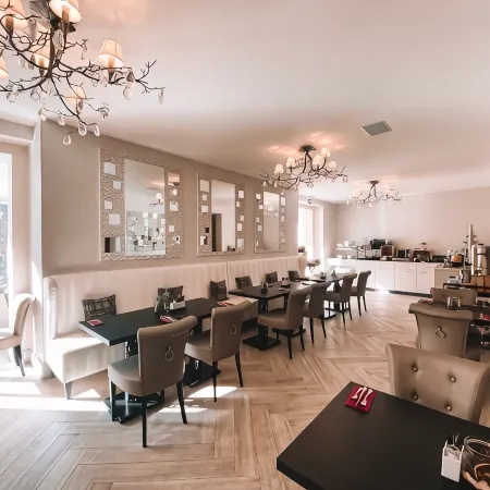 Hotel le White - le 42 Restaurant Отели в г. Шампери