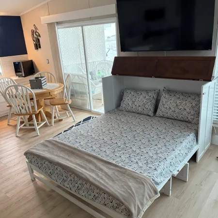 35' dock completely remodeled Home