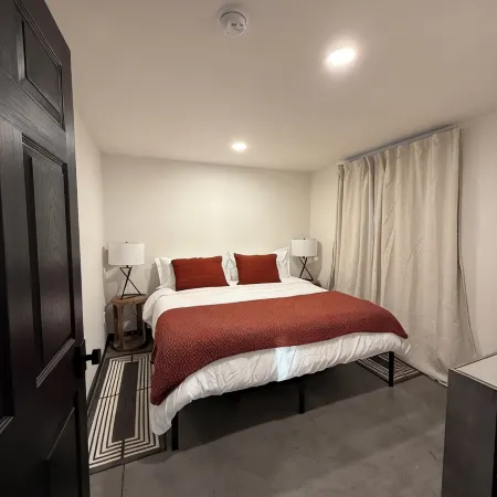 Peaceful Modern Hideaway- Near Airport, Whitefish and Glacier National Park