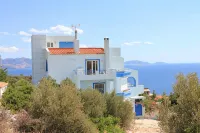 Villa Stella,  swimming pool, by the beach,  close to Athens