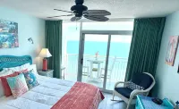 💎ISLAND TIME Dolphin Shack; Gorgeous Direct Oceanfront Balcony King Luxury Bed - プライペートプール