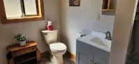 Serene cabin with WiFi in La Pine - Alppimaja