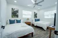 NEW 3-bedroom house in lovely Largo with AC, WiFi. Enjoy your stay - Bungalows