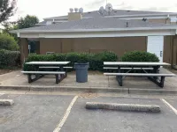 HomeTowne Studios by Red Roof Atlanta – Peachtree Corners