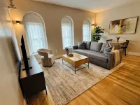 Modern One Bedroom Apartment in the Heart of Downtown Ann Arbor