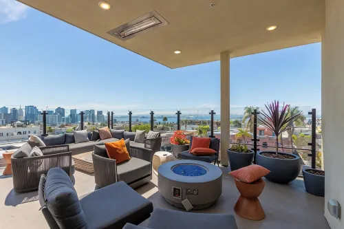 NEW BUILD-ideal San Diego location, Little Italy, Gaslamp-WiFi, AC, 2x King beds - Apartemen