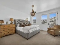 Mountain Lake Getaway - Chef's Kitchen - High End Hotels in Hideout