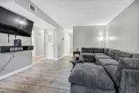 Southern Comfort: 2BD/2BA near Downtown Columbia - 3-Star