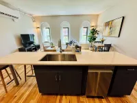 Modern One Bedroom Apartment in the Heart of Downtown Ann Arbor - Condos