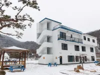 Ganghwa Marina Hotel berhampiran Pantai Dongmak