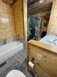 1-Br Cabin Just 5 Minutes to Great Smoky Mountains National Park on Cosby Creek