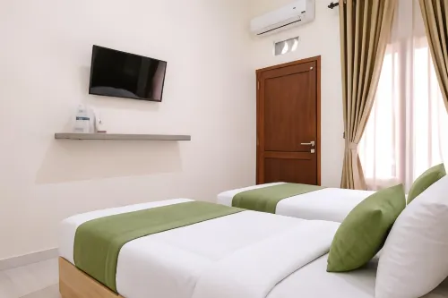 Yutaka Inn El Reyshi Banyuwangi - parcheggio