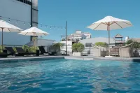 Rosaleen Boutique Hotel - สระว่ายน้ำบนดาดฟ้า