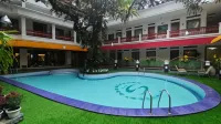 Sahira Butik Hotel Paledang - Pools