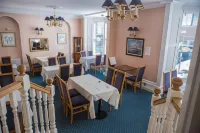 Yelf's Hotel