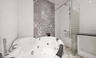 Elysia Boutique Hotel