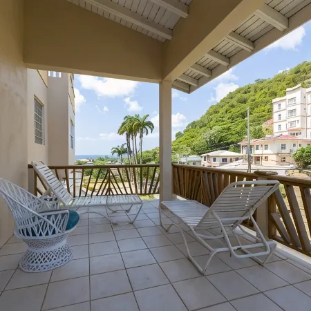 Wave Crest Suites