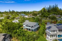 Paradise at Prettyville Kauai, Waterfall & Ocean View, AC, Sleep 8-10, BigAloha - 2-Star