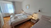Comfortable apartment with sea view, close to the beach, family-friendly,  WiFi - balcony