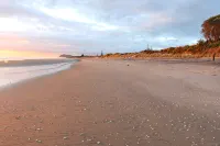 Diamonds on Seaforth - Relax at the beach - Homestays