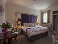 Breffni Arms Hotel Hotels in 