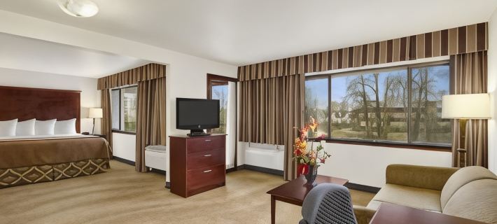Ramada by Wyndham Tukwila Southcenter Hotele w: Seattle