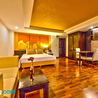 The Heritage Hotels Sathorn Hotel dekat BTS Surasak