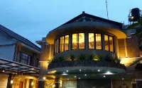 Hotel Sriti Magelang