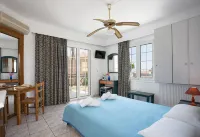 Malvasia Corner Studios - ex Romeo's House - balcony