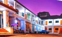 ธารารินทร์ - ที่มีที่จอดรถ