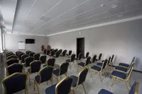 Prestige Hotel Seven Kings - parkir