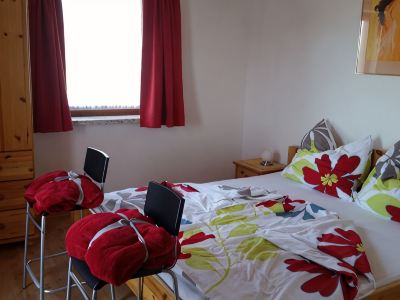 From the mountain to the lake, everything is there in this great vacation apartment