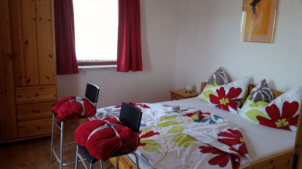 From the mountain to the lake, everything is there in this great vacation apartment