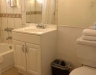 Tradewinds All Suite Hotel - 3-Star