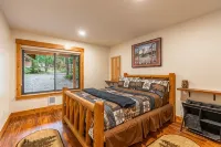 Bearfoot chalet. Sleeps 6/ Hot tub - 4-Star