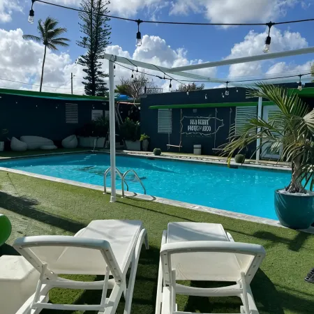 Nomada Beach Hostel- Isla Verde