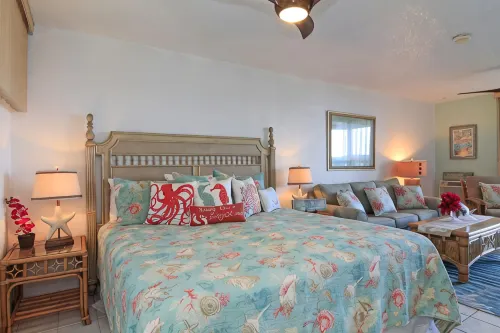 Playa Linda - St. Thomas Oceanfront Studio Condo at Pool & Bolongo Beach, USVI