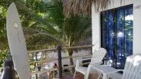 Small Hideaway on a Romantic small Private Beach with Exquisite Views. - palestra