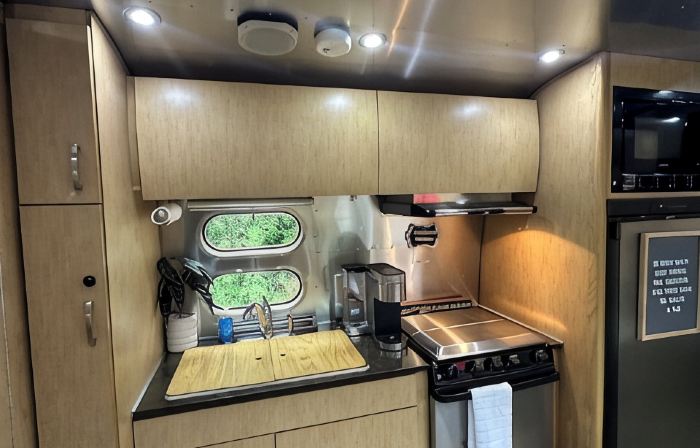 Sip & Soak: Airstream Glamping, Hot Tub on Seneca Wine Trail